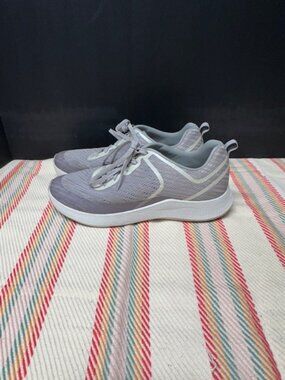 dansko Sky Mesh Sneakers Woman's Size 8.5